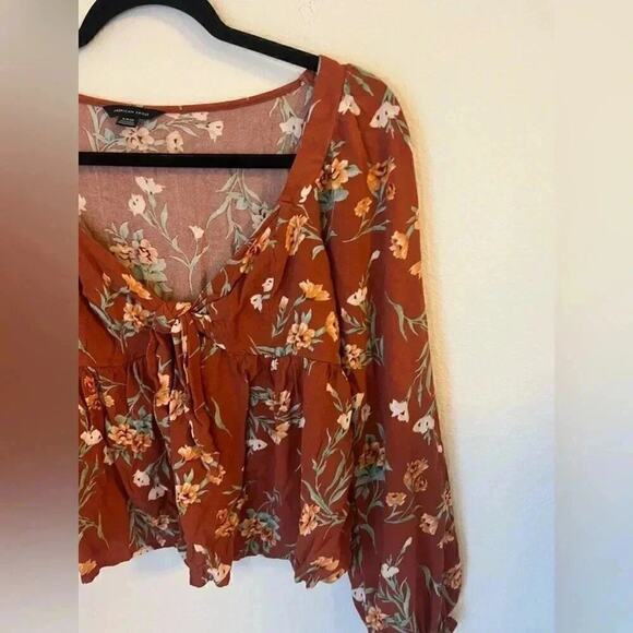 American Eagle orange floral flowy top ￼ - Picture 2 of 4